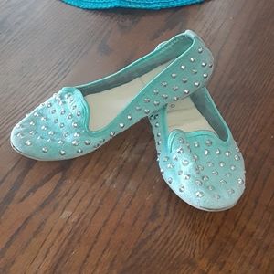 Young girl slipper shoes/ w spike badazzles